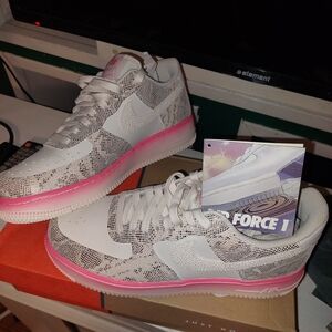 Nike Air Force 1 Low Women's White & Pink Sneakers LIMITED EDITION